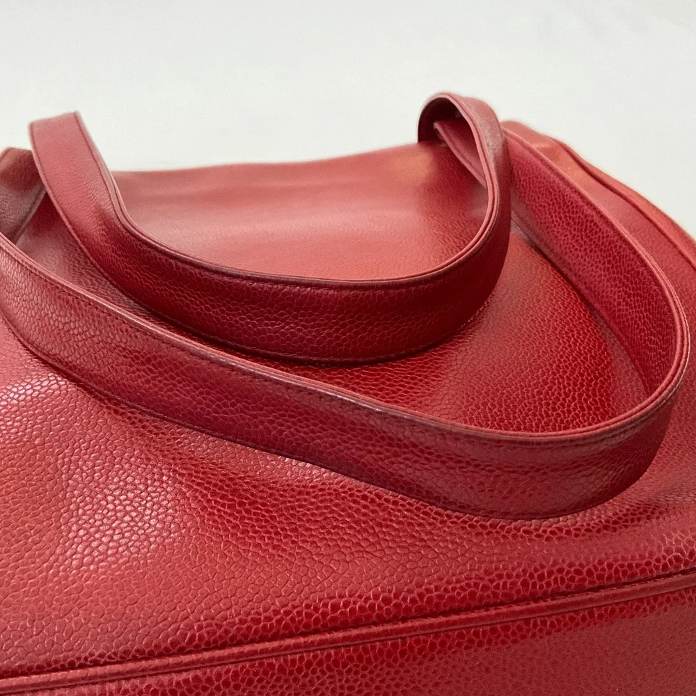 CHANEL Vintage CC Caviar Leather Shoulder Tote Red - Picture 10 of 16